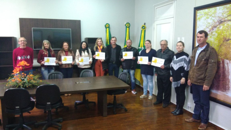 GIRUAENSES SEGUEM GANHANDO